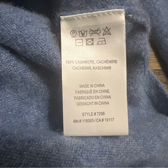 Minnie Rose 100% Cashmere Long and Lean V-Neck Sweater Blue Size Medium - Picture 3 of 10